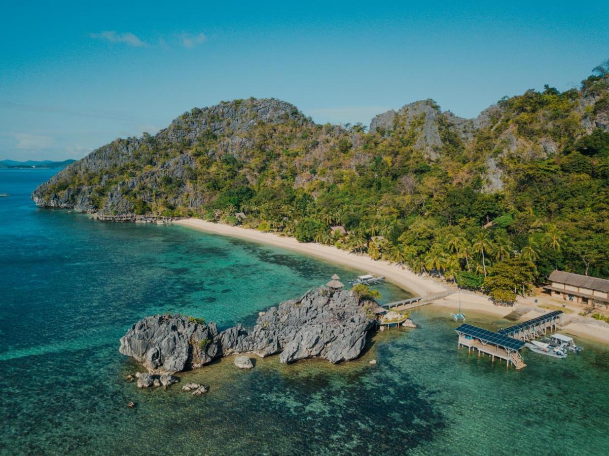 Sangat Island Dive Resort Coron Exterior photo