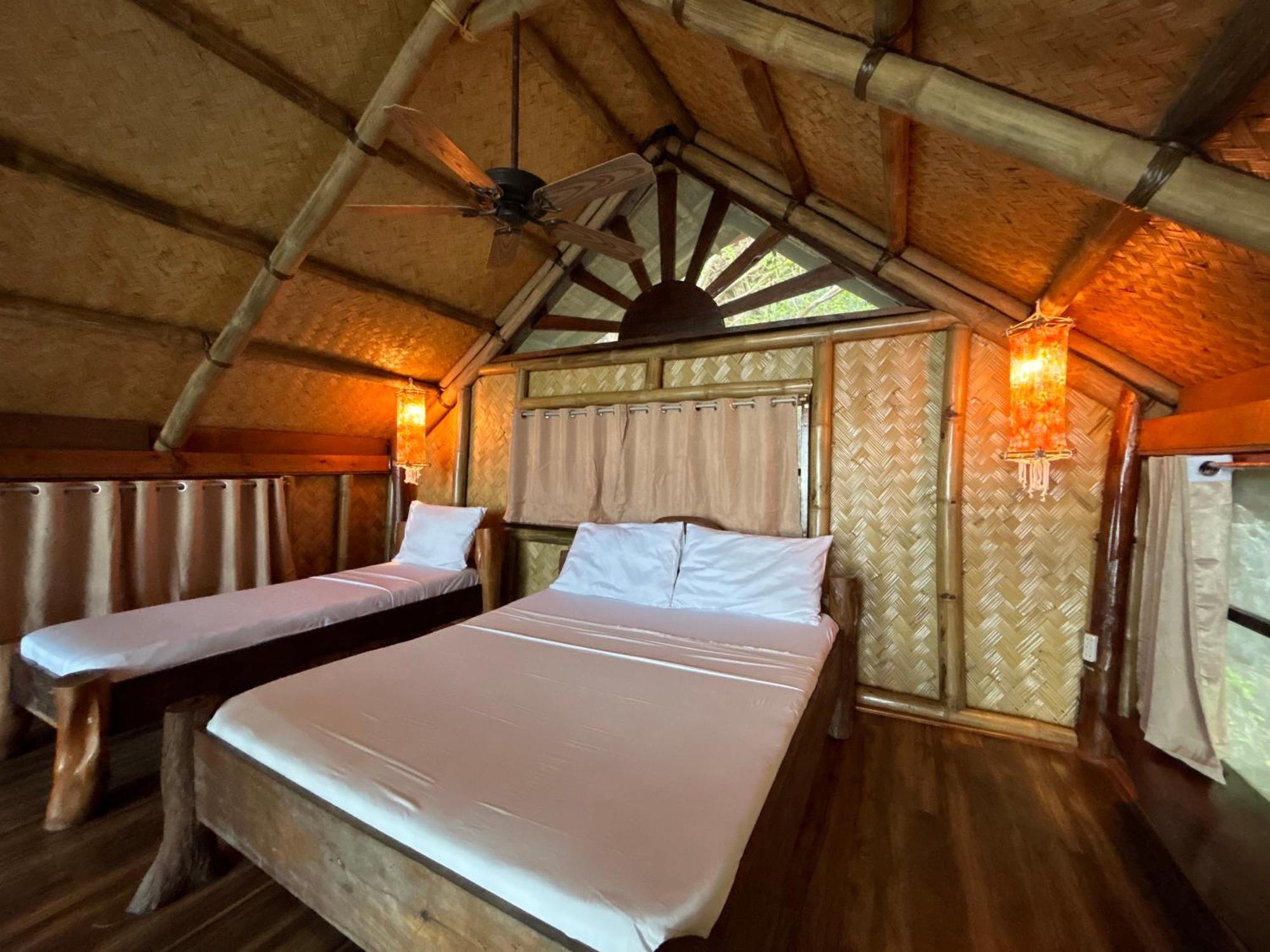 Sangat Island Dive Resort Coron Exterior photo