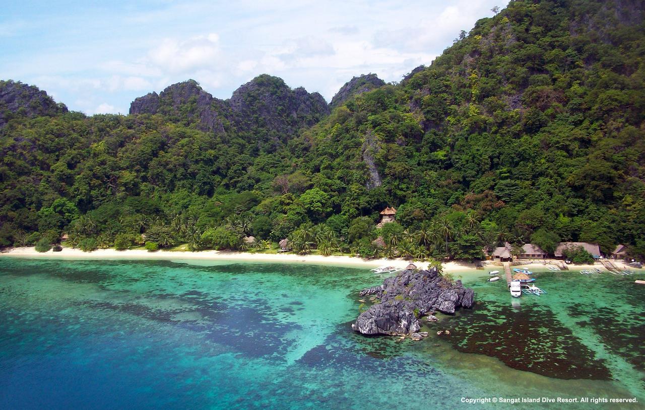 Sangat Island Dive Resort Coron Exterior photo